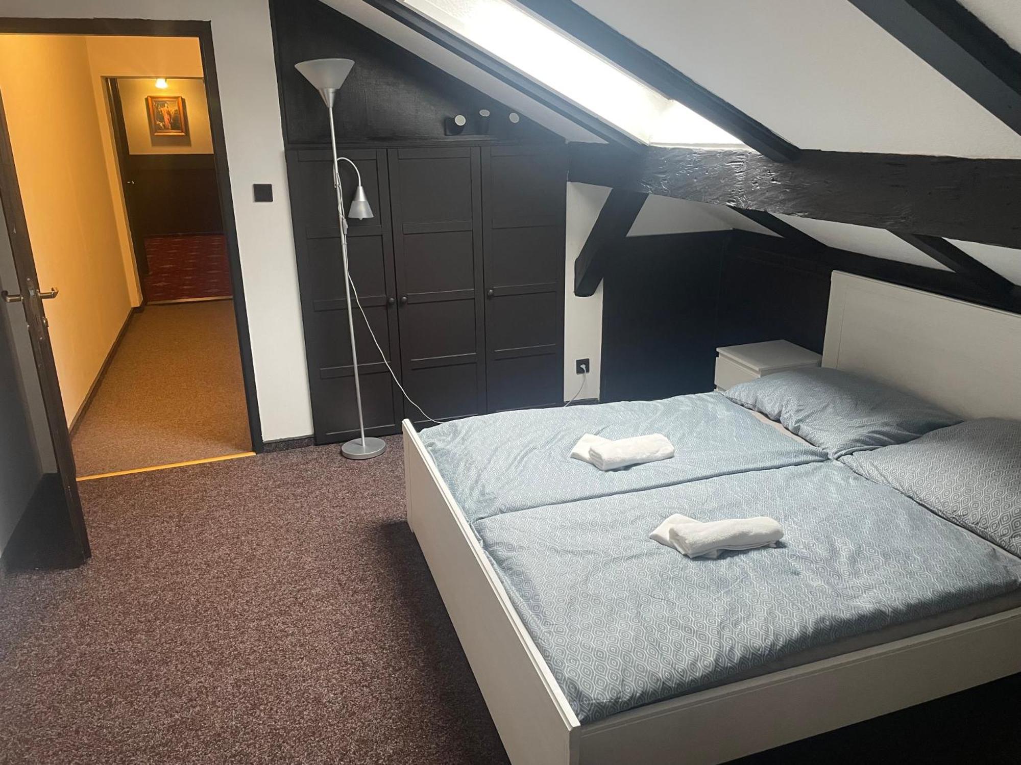 Hotel Lovecky Zamecek Orion Liberec Dış mekan fotoğraf
