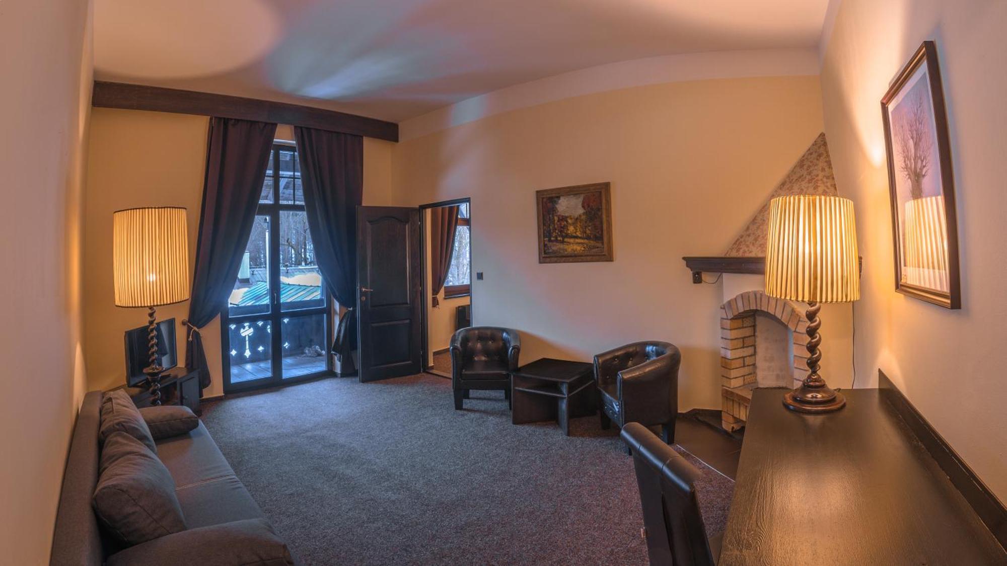 Hotel Lovecky Zamecek Orion Liberec Dış mekan fotoğraf
