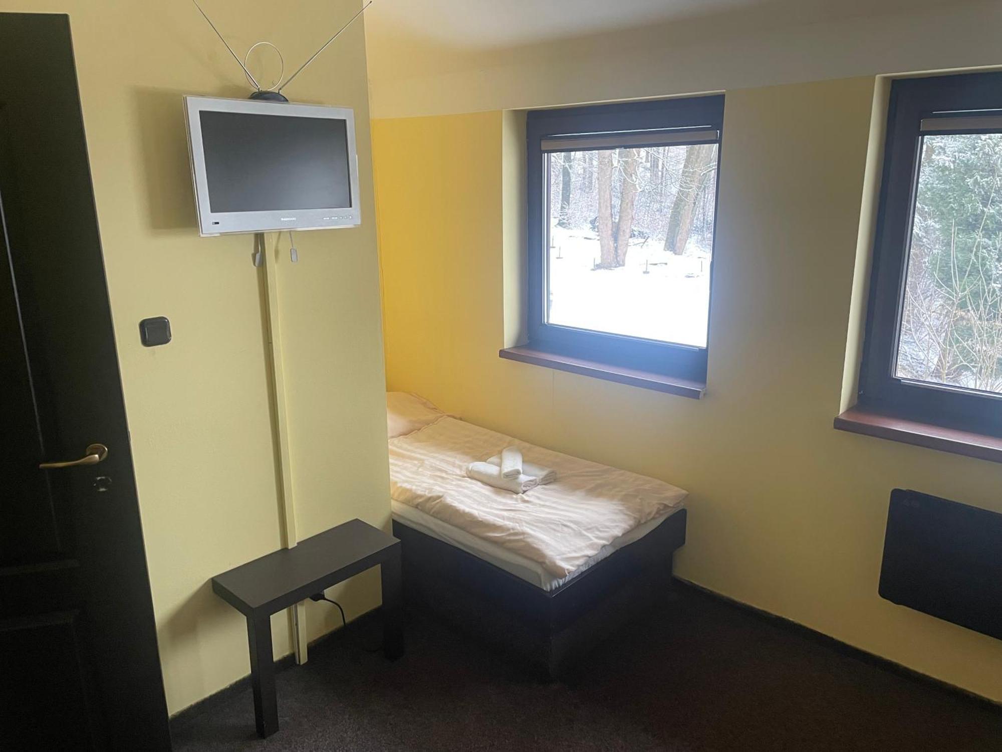 Hotel Lovecky Zamecek Orion Liberec Dış mekan fotoğraf