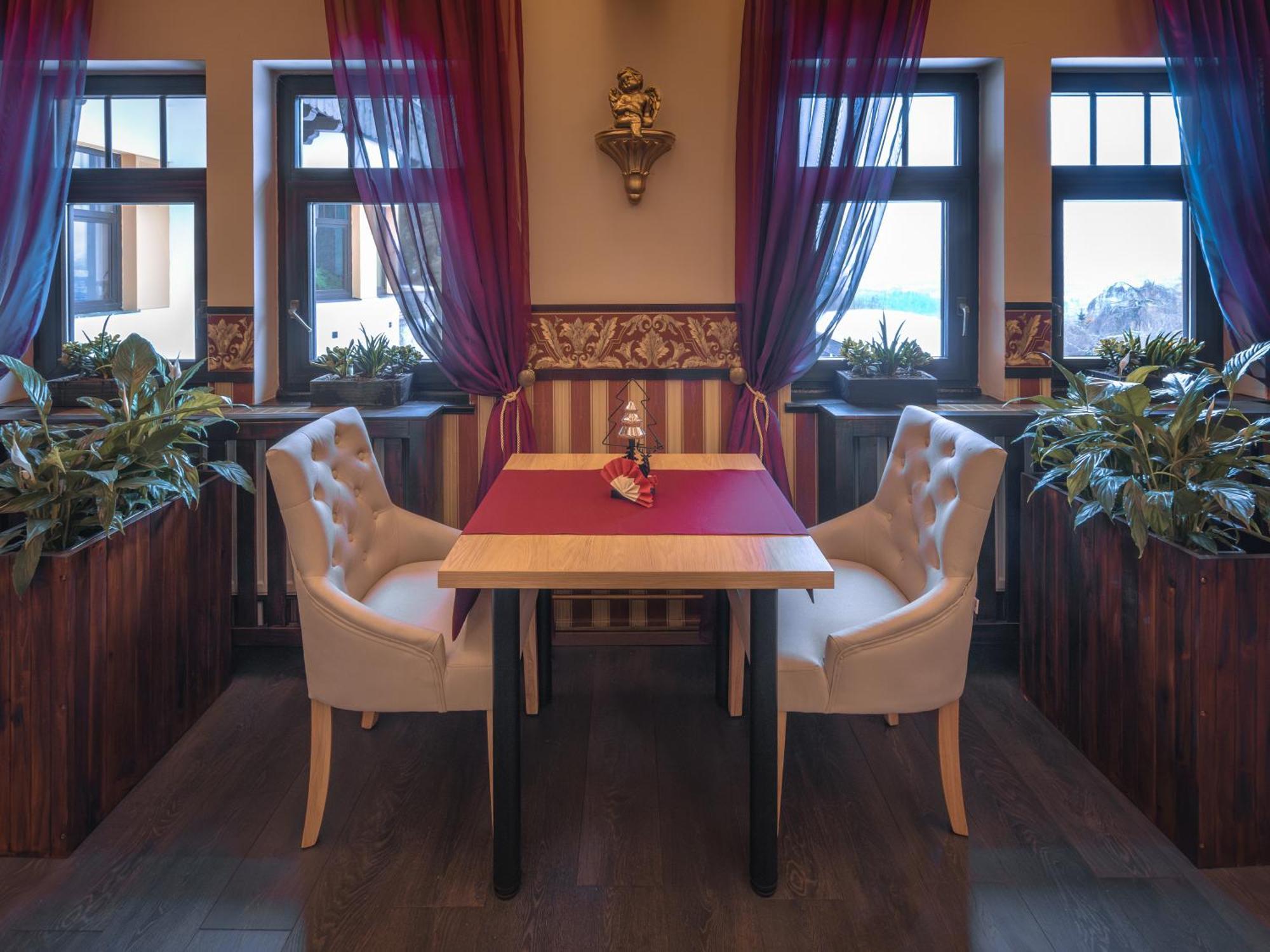 Hotel Lovecky Zamecek Orion Liberec Dış mekan fotoğraf