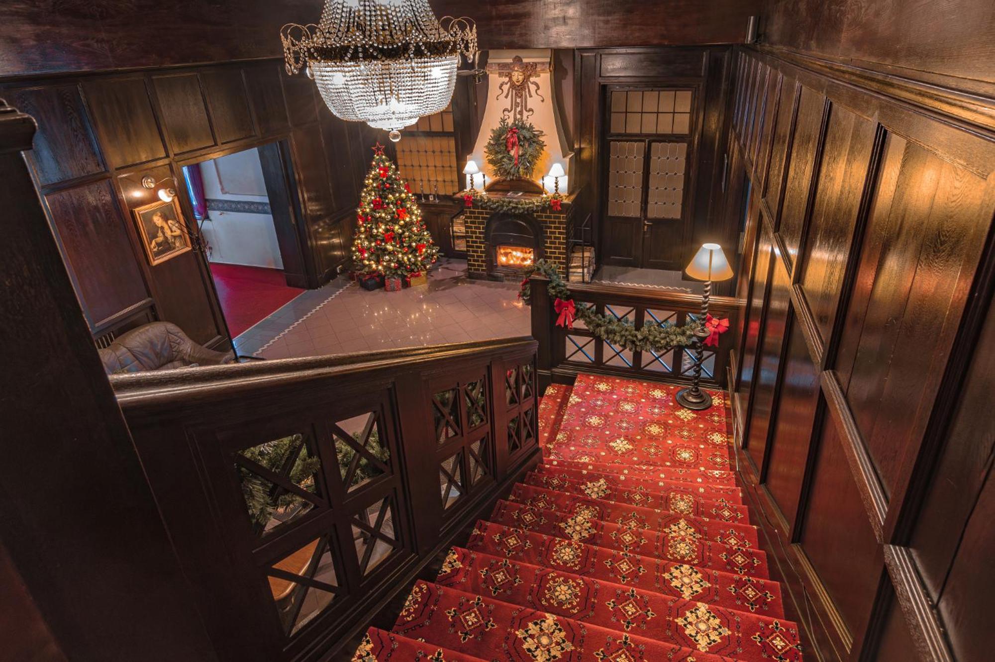 Hotel Lovecky Zamecek Orion Liberec Dış mekan fotoğraf